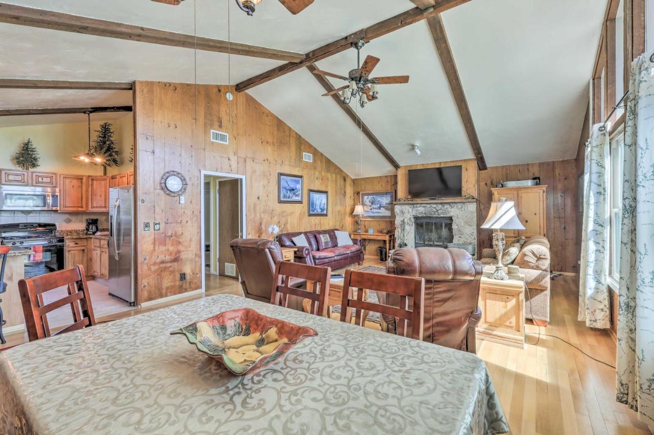 Flagstaff Townhome - Walk To Country Club And Pools! Экстерьер фото