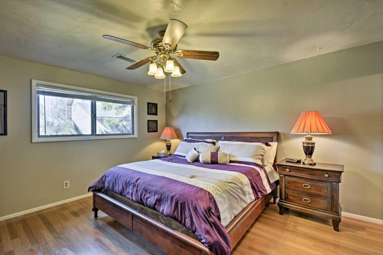 Flagstaff Townhome - Walk To Country Club And Pools! Экстерьер фото